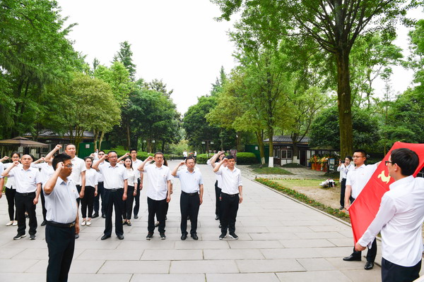 我院赴邓小平故里开展党史学习教育