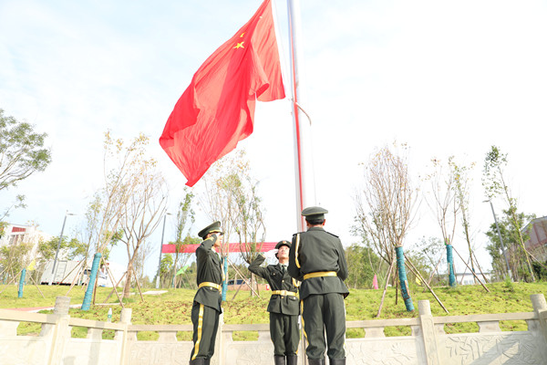 潮起海天阔，扬帆正当时 | 我院举行2021级新生开学典礼暨军训动员大会